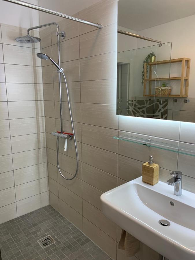 Neu: Gruene Idylle Nahe Hauptbahnhof & Hufeisensee Halle  Exterior foto